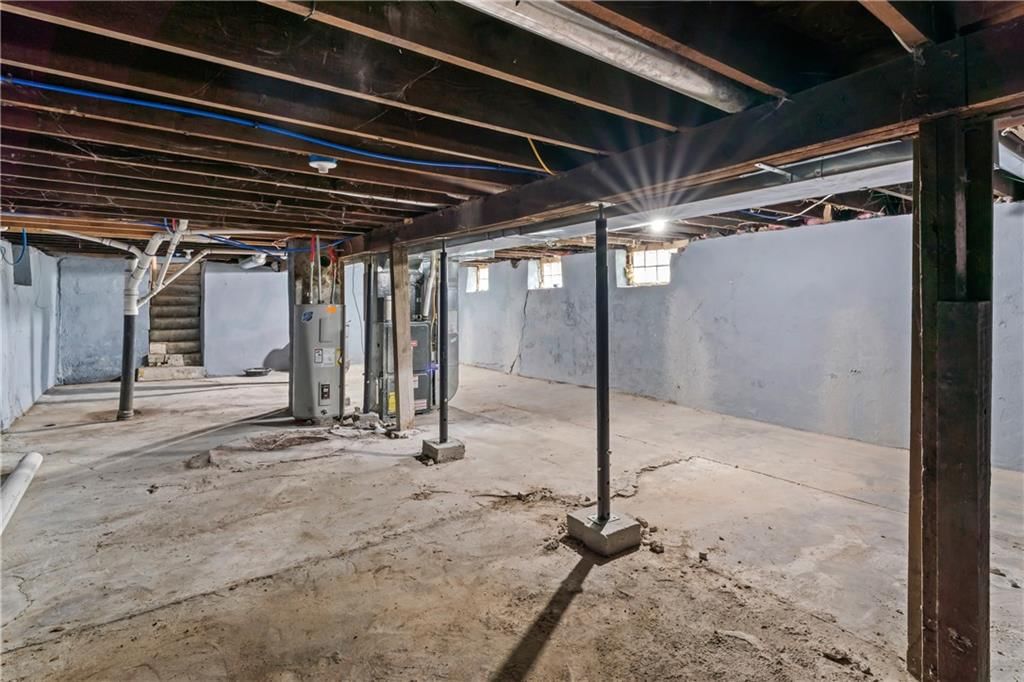 2915 Wabash Avenue — photo 8