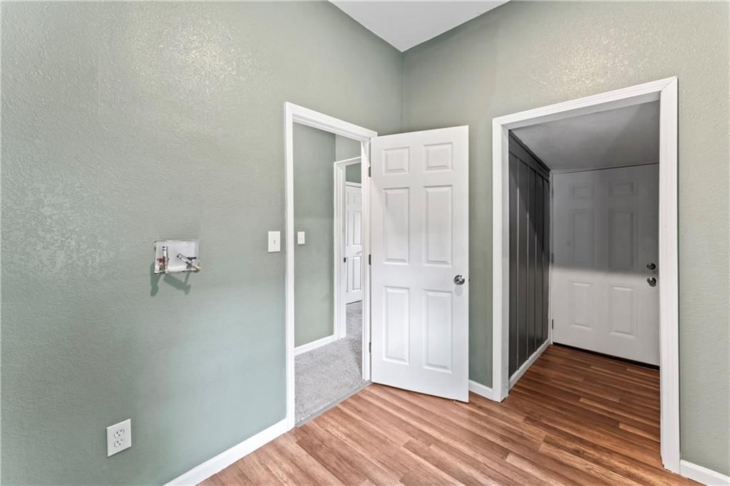 2915 Wabash Avenue — photo 12