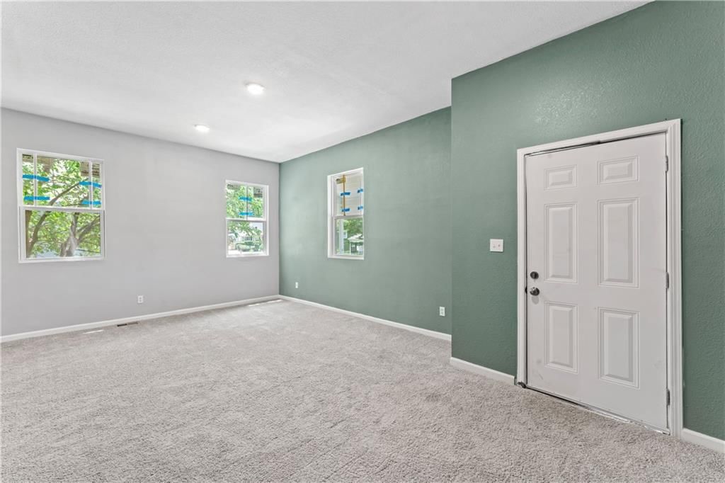 2915 Wabash Avenue — photo 25