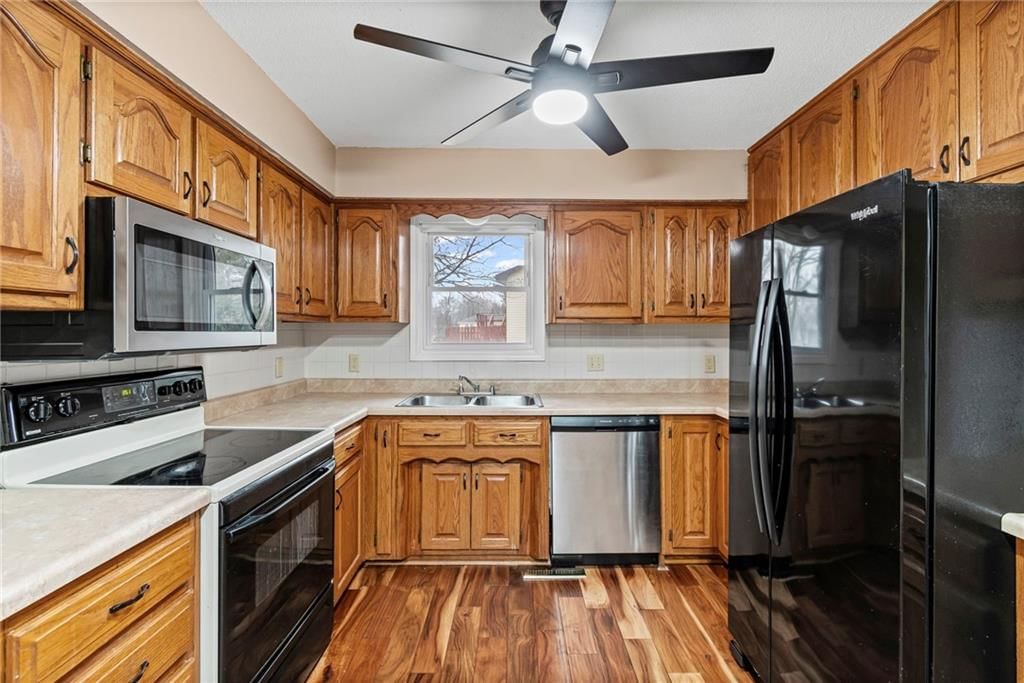 409 Creach Drive — photo 12