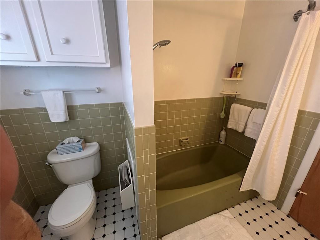 709 N Montgomery Street — photo 21