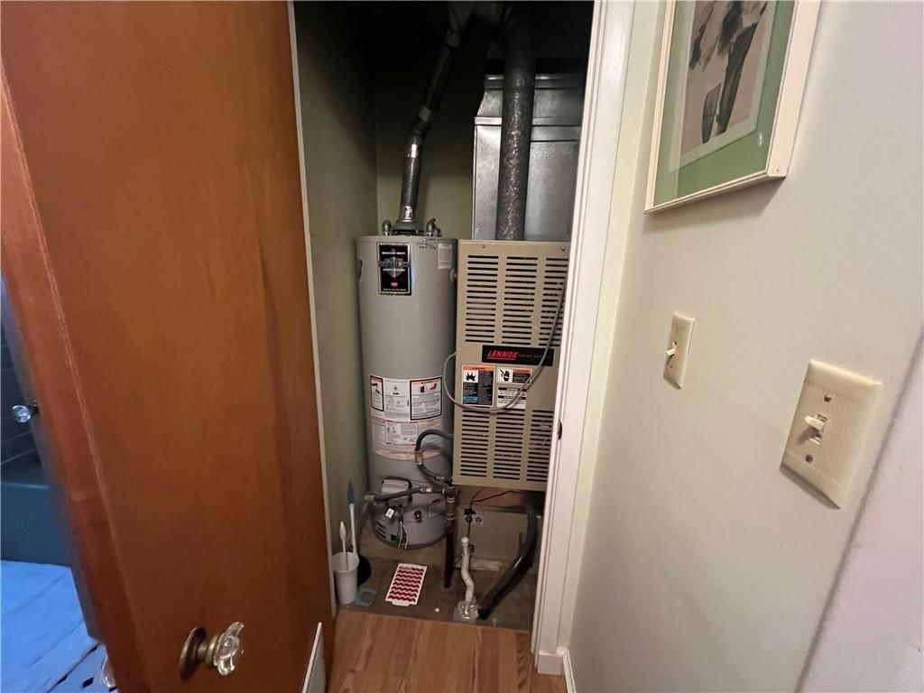 709 N Montgomery Street — photo 25