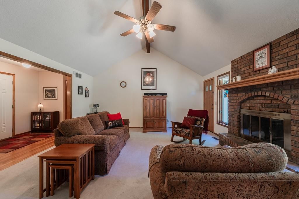 5116 NW Walden Drive — photo 6