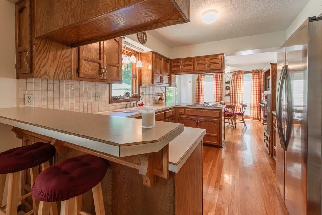 5116 NW Walden Drive — photo 8