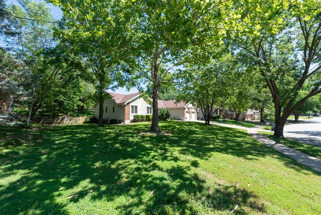 5116 NW Walden Drive — photo 35