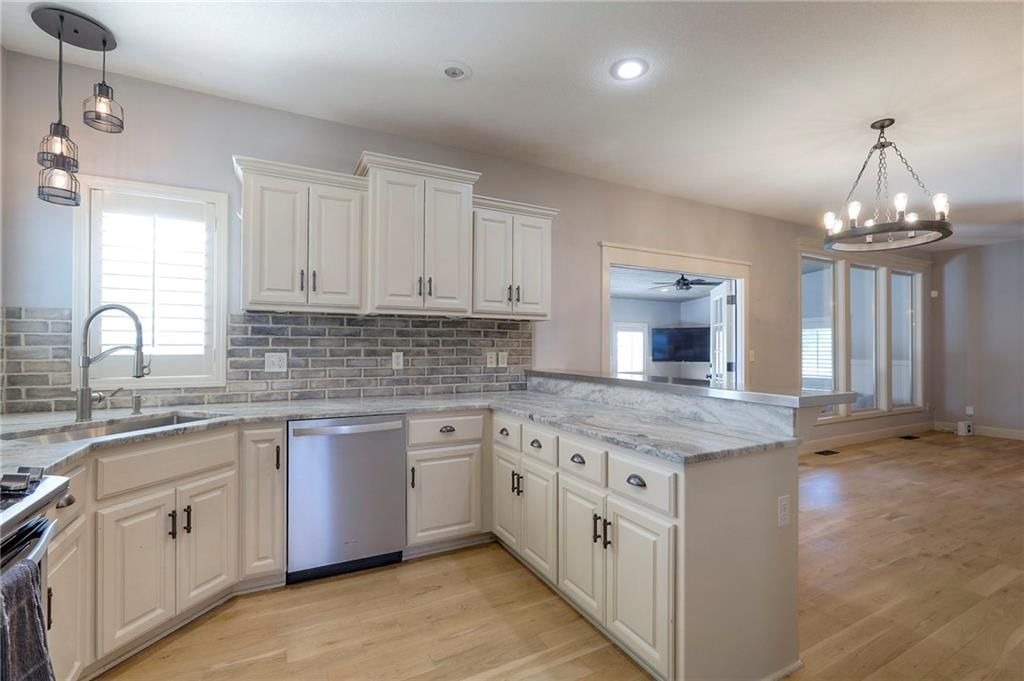 1305 ASHDOWN Circle — photo 14