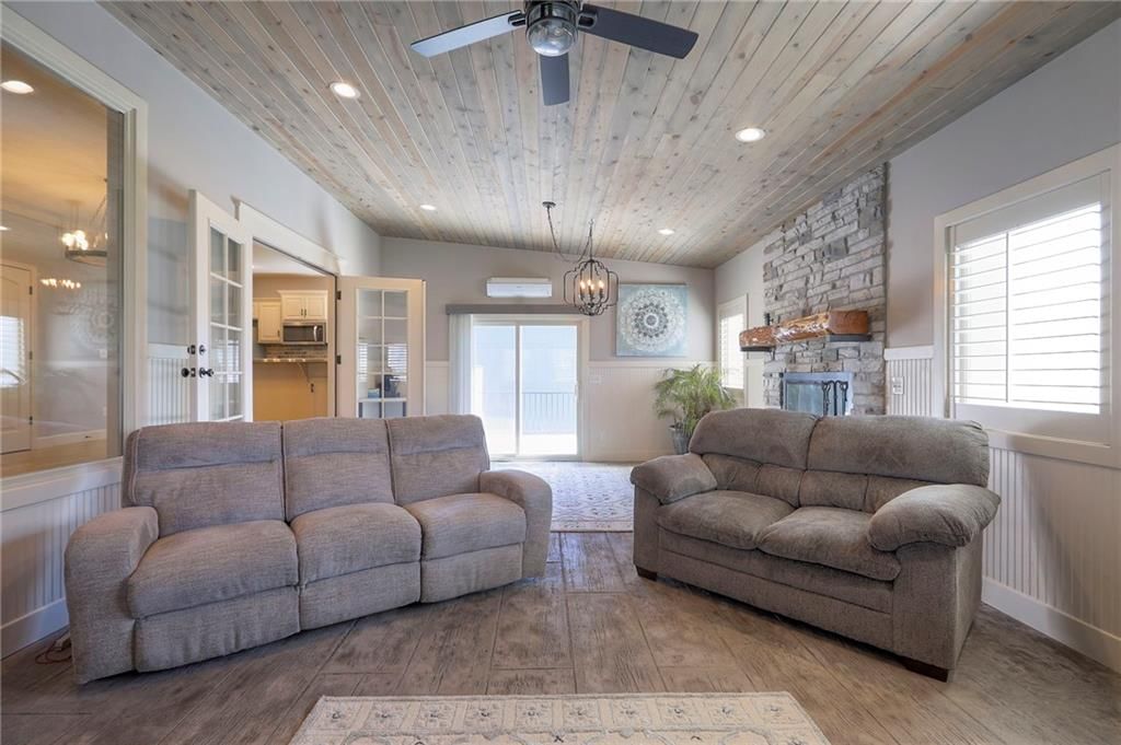 1305 ASHDOWN Circle — photo 17
