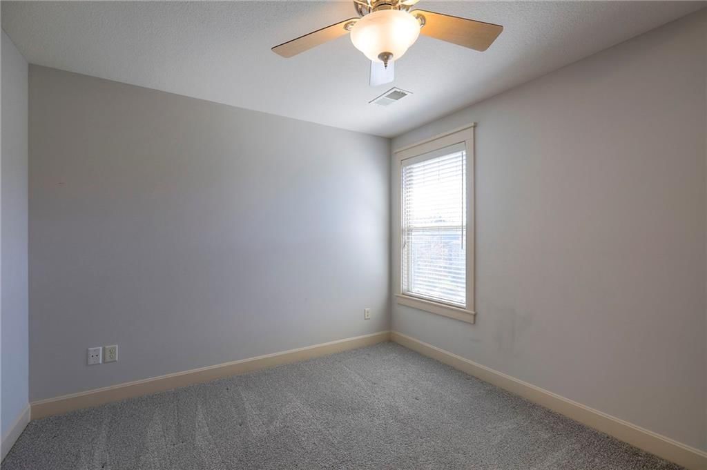 1305 ASHDOWN Circle — photo 20