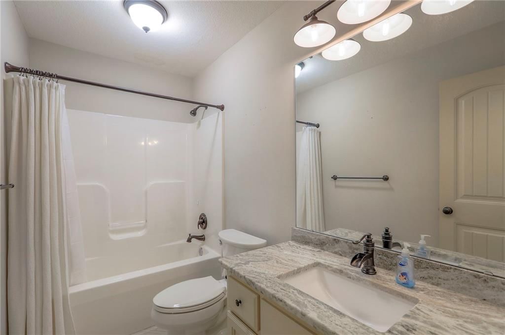 1305 ASHDOWN Circle — photo 28
