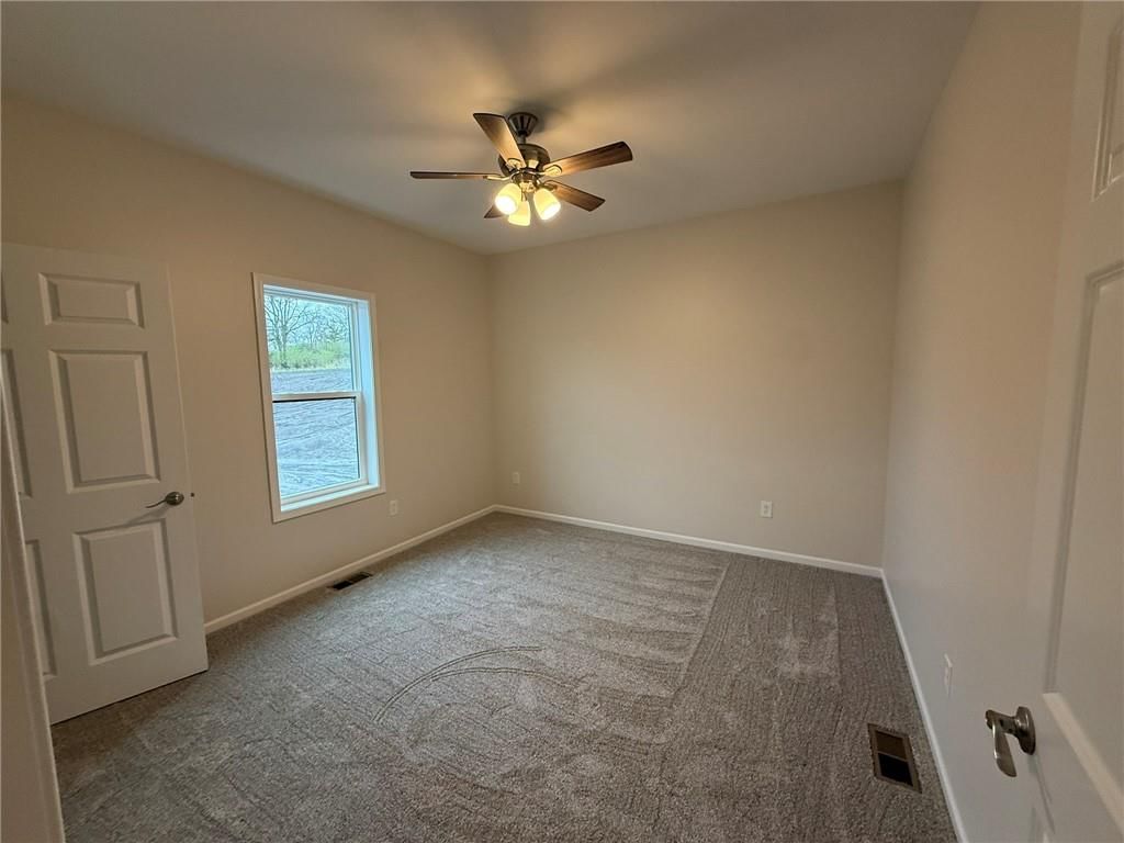 1003 George Court — photo 8