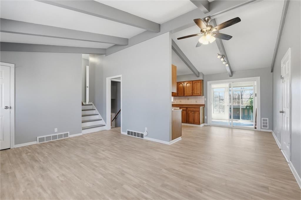 7201 NW 73rd Street — photo 3