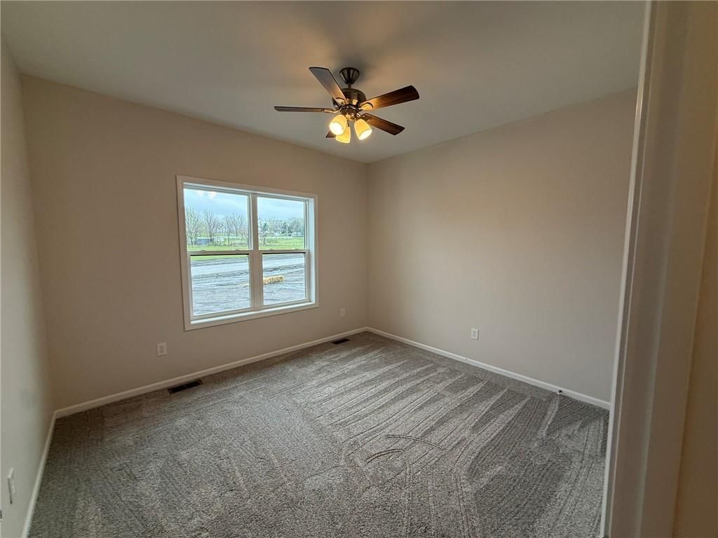 1005 George Court — photo 5