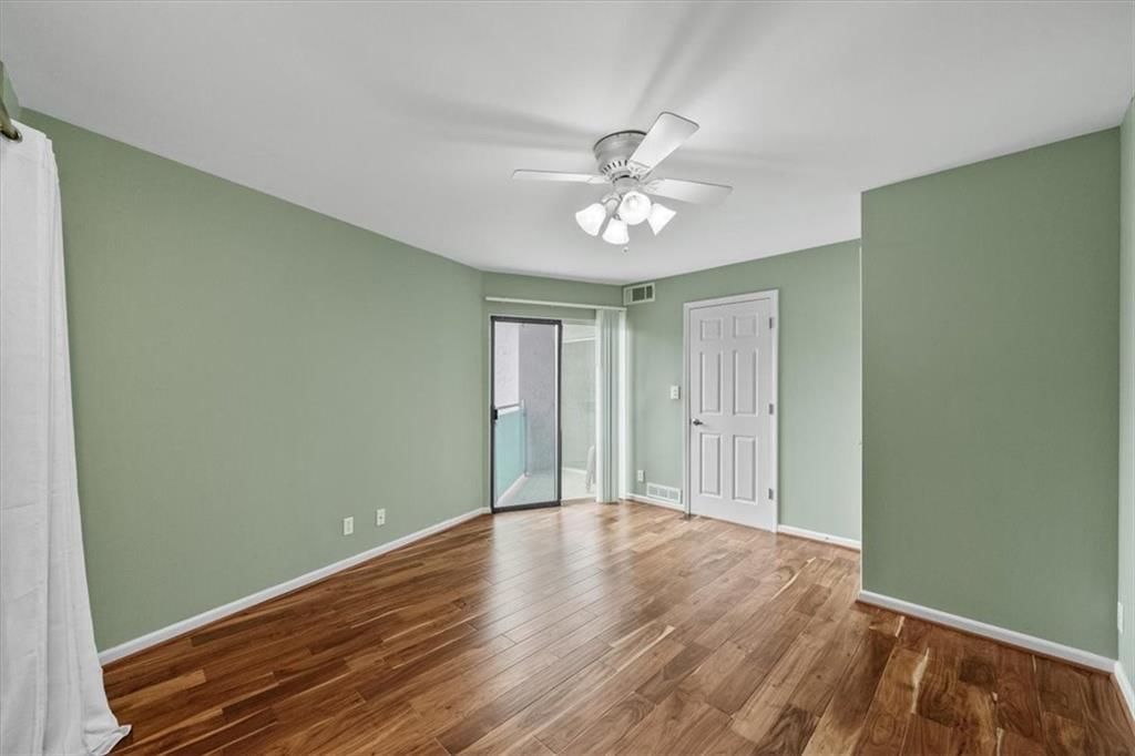 3838 Rainbow Boulevard — photo 12