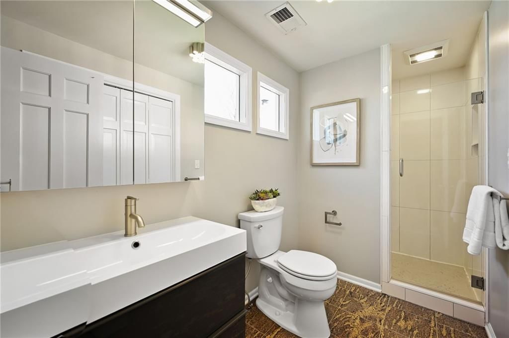 5600 Canterbury Road — photo 18