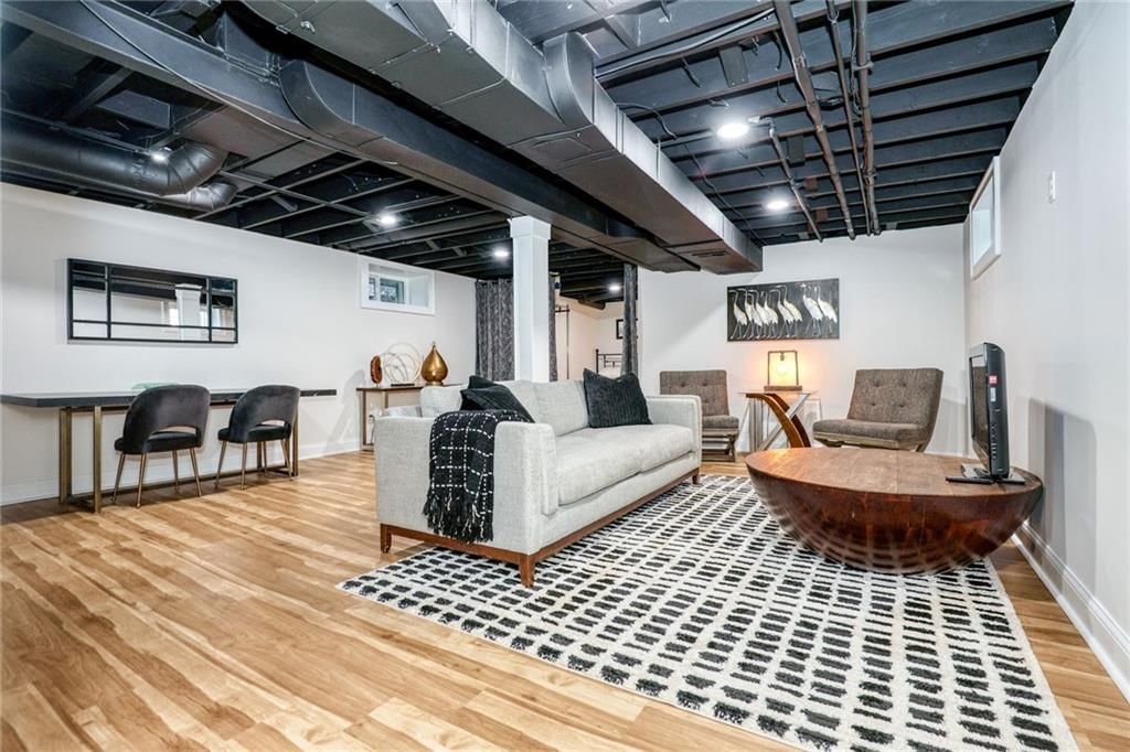 4921 Bell Street — photo 32
