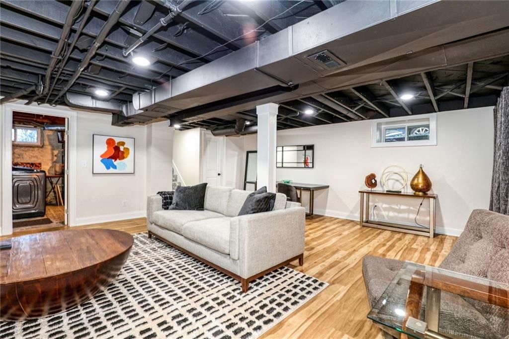 4921 Bell Street — photo 33