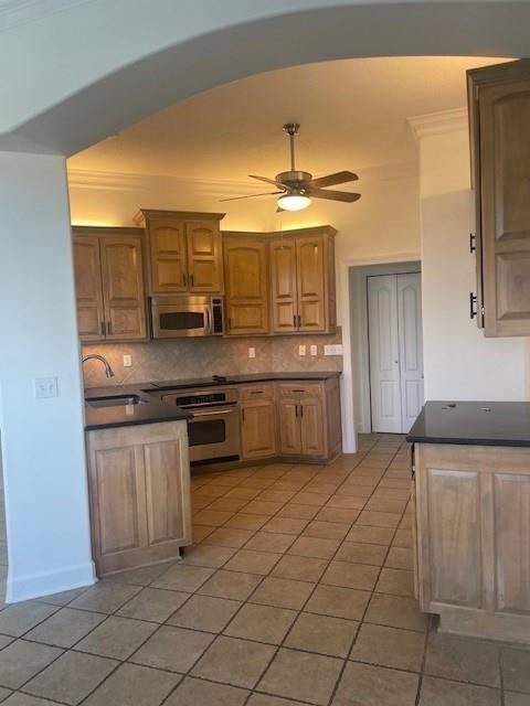 7302 W 157th Terrace — photo 9