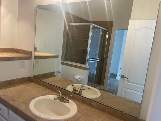 7302 W 157th Terrace — photo 37