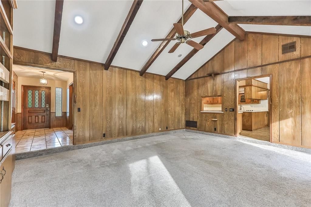 1301 Crestwood Drive — photo 23