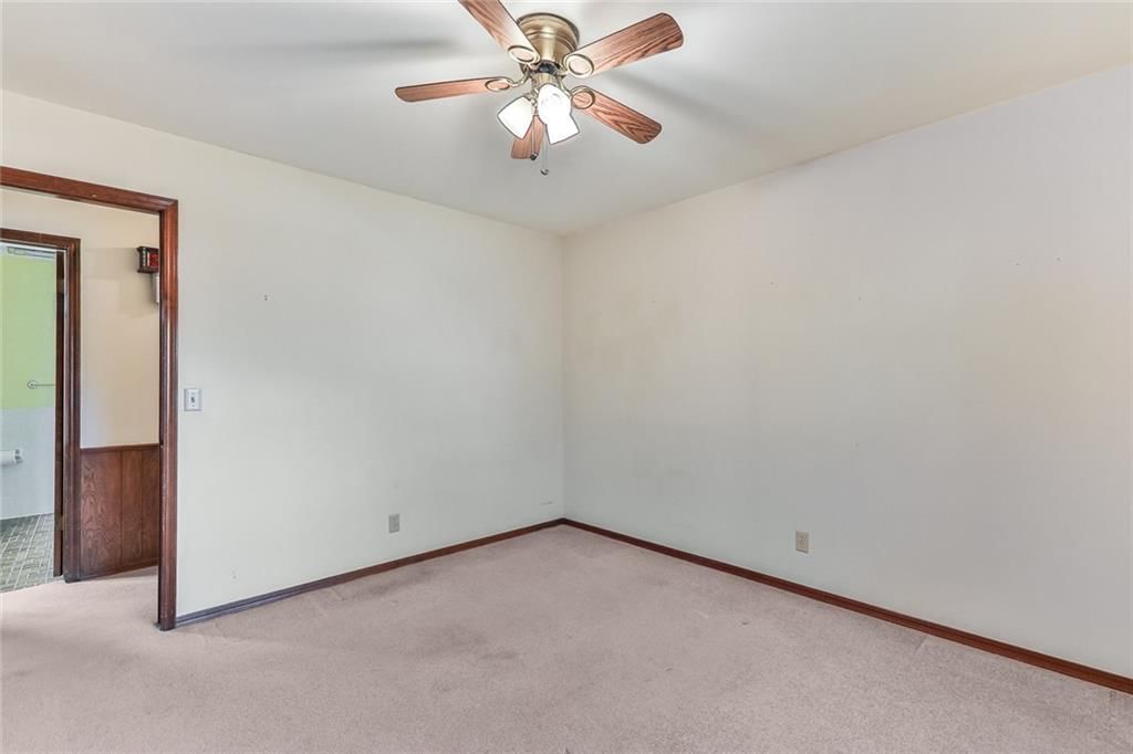 1301 Crestwood Drive — photo 25