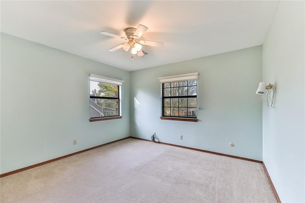 1301 Crestwood Drive — photo 27