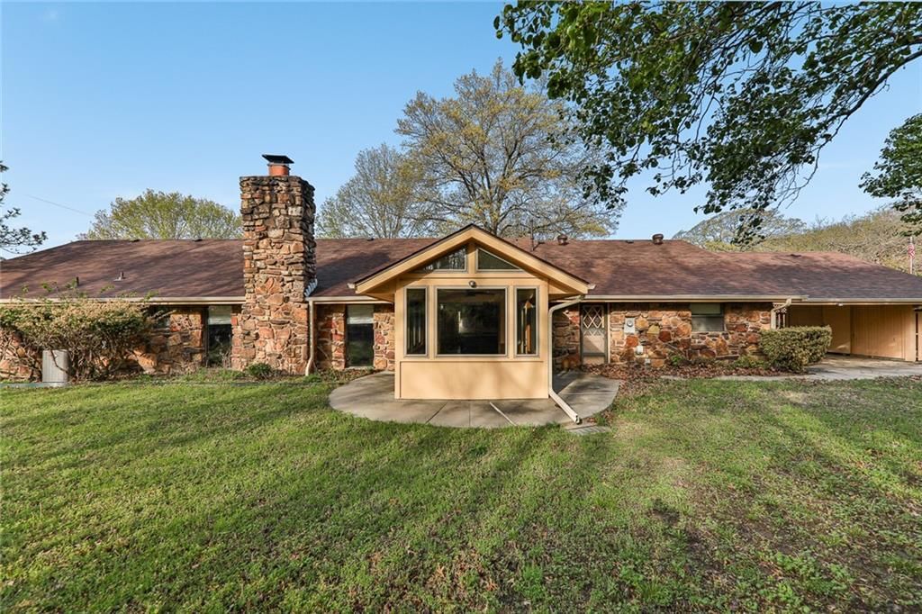 1301 Crestwood Drive — photo 36