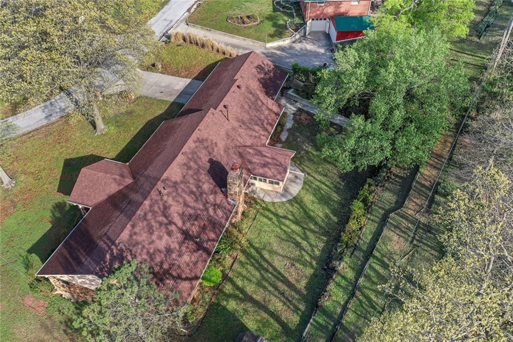 1301 Crestwood Drive — photo 43