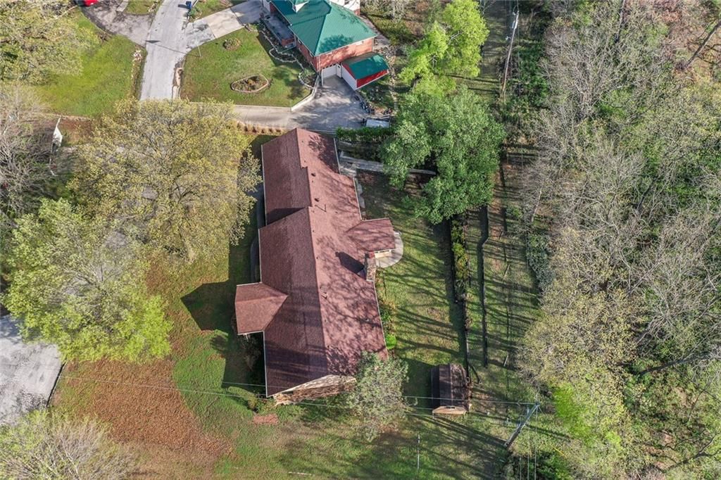 1301 Crestwood Drive — photo 44