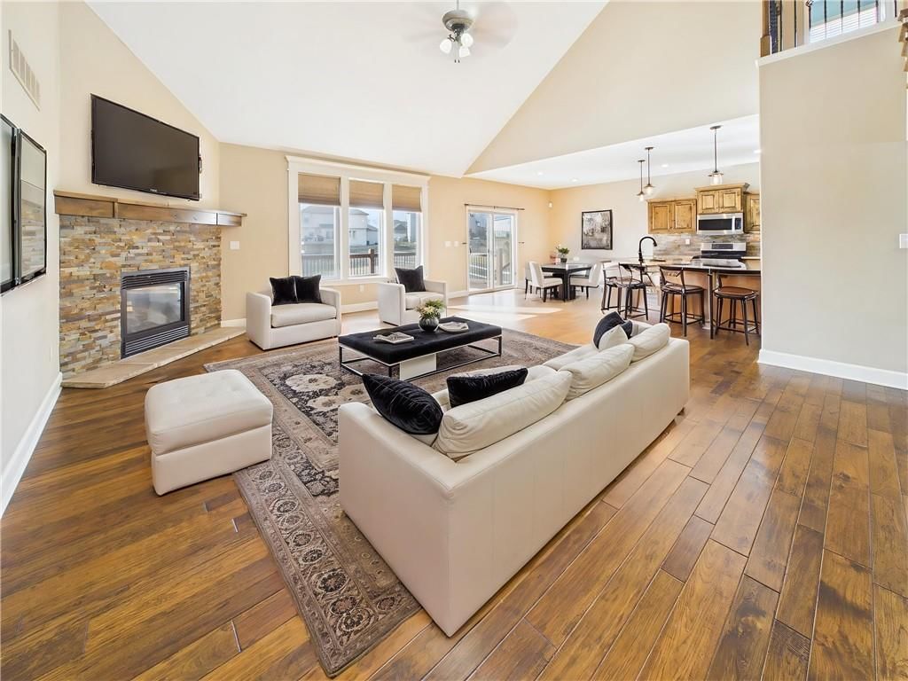 1230 Hillmann Lane — photo 4