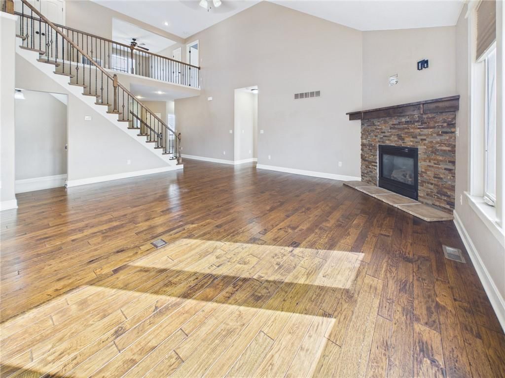 1230 Hillmann Lane — photo 6