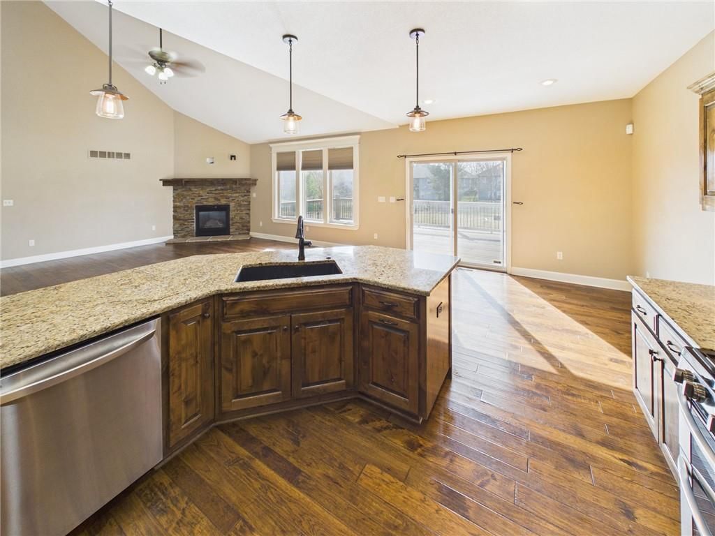 1230 Hillmann Lane — photo 9