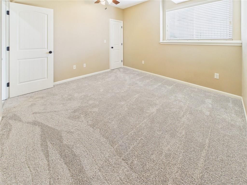 1230 Hillmann Lane — photo 40