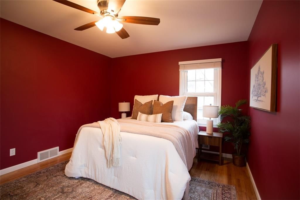 9706 HAYES Drive — photo 15