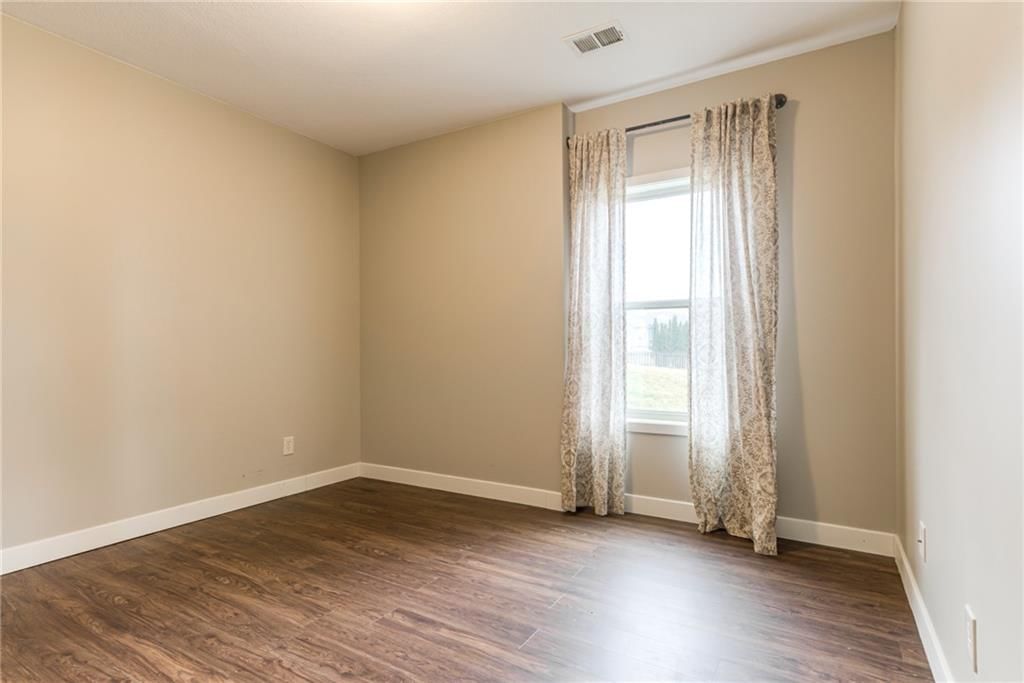 9735 N Elm Street — photo 50