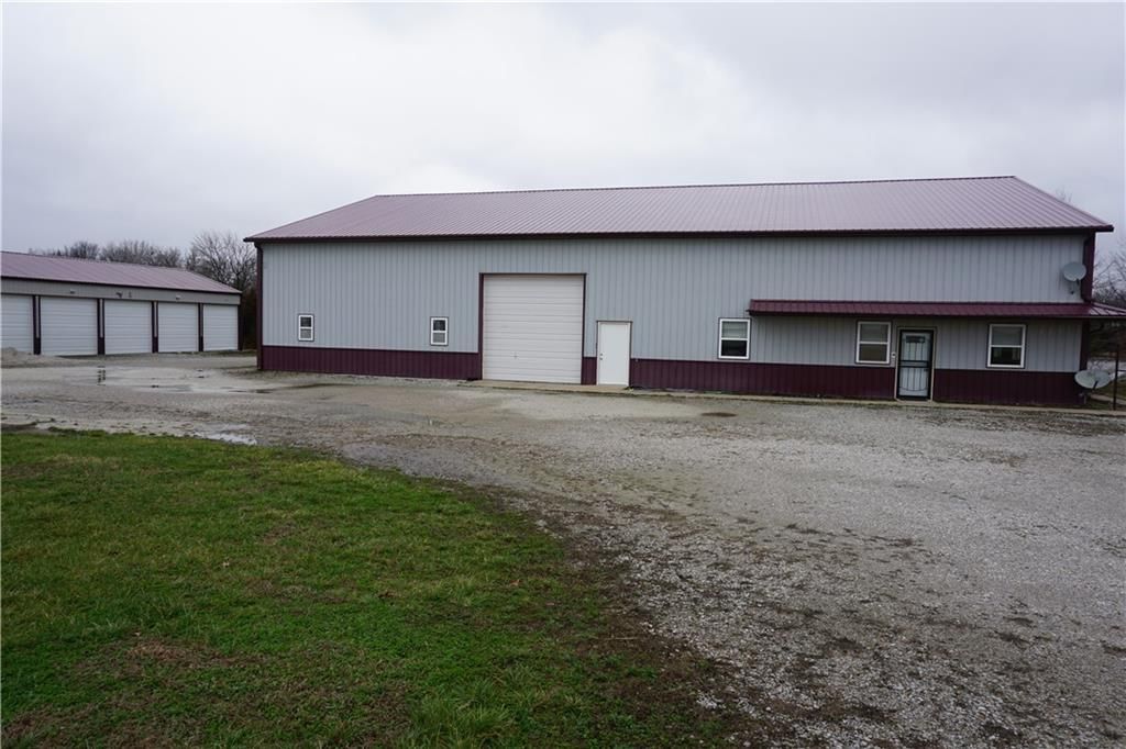 585 NW 500 Road — photo 36
