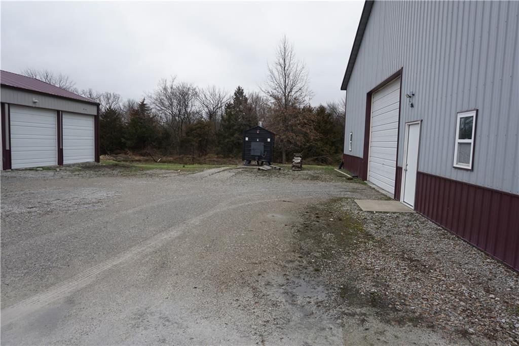 585 NW 500 Road — photo 37