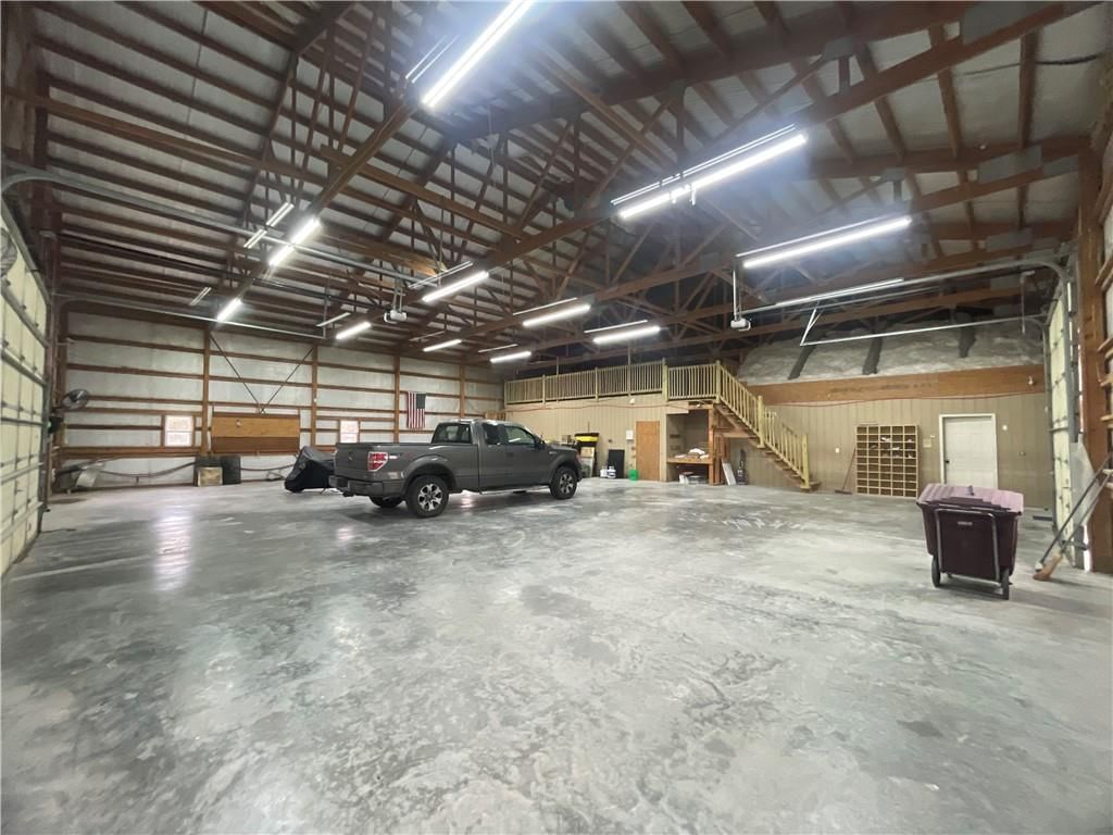 585 NW 500 Road — photo 40
