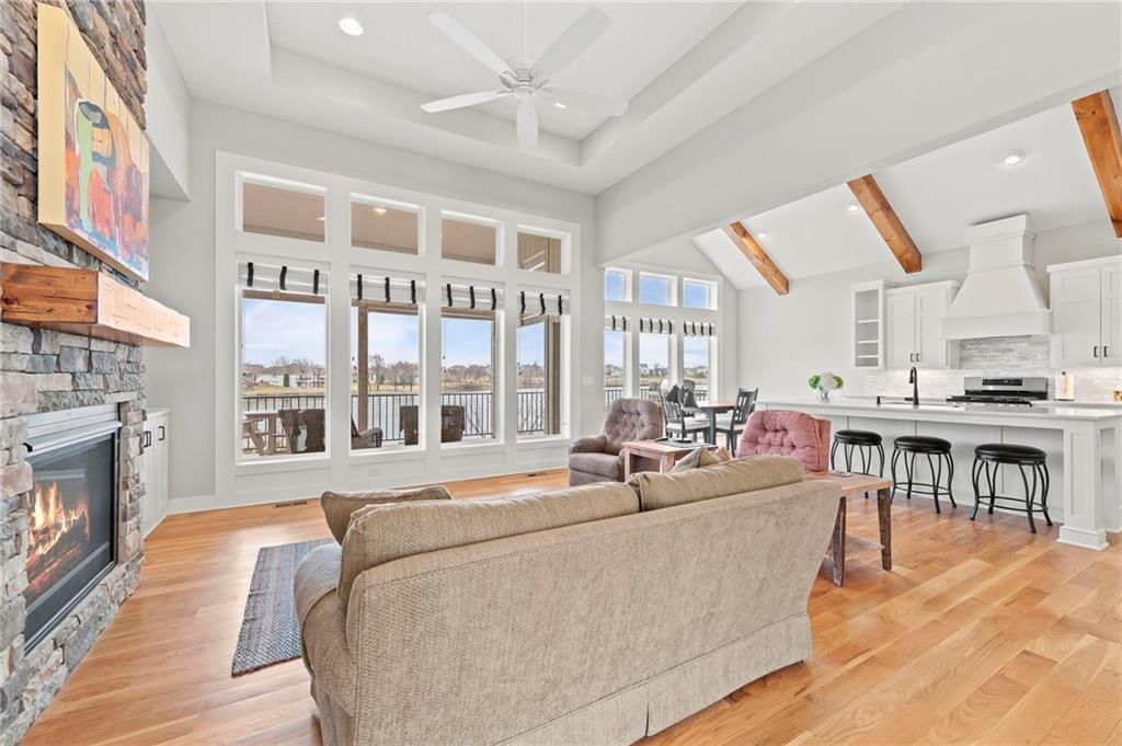 4313 Lakeshore Drive — photo 6