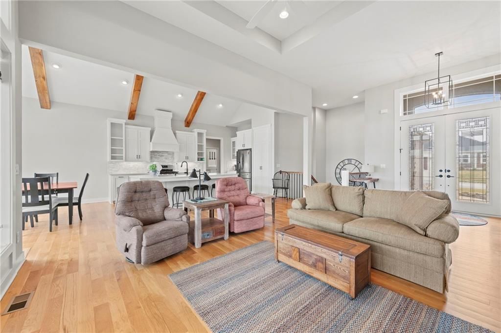 4313 Lakeshore Drive — photo 7