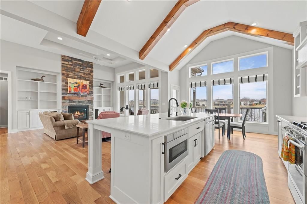 4313 Lakeshore Drive — photo 10