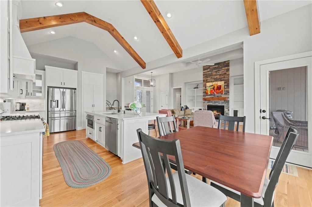 4313 Lakeshore Drive — photo 14