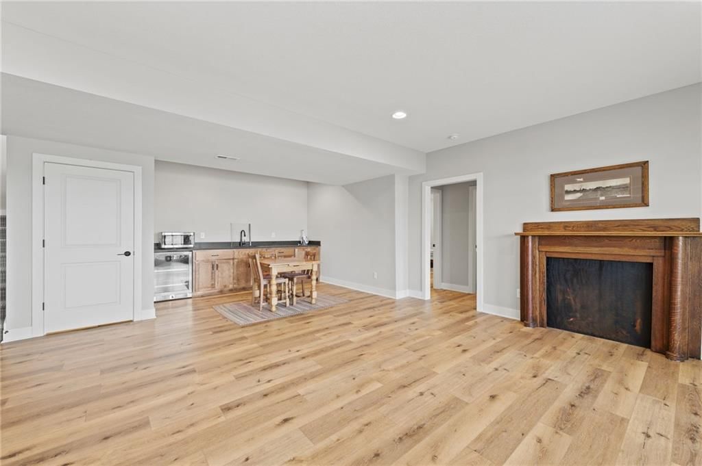 4313 Lakeshore Drive — photo 29