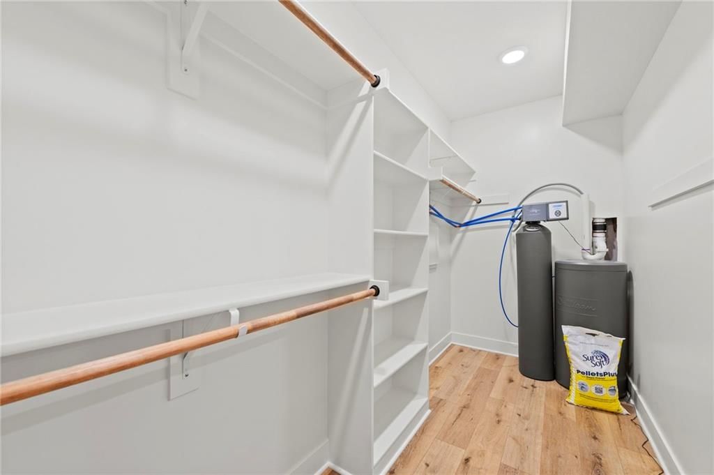 4313 Lakeshore Drive — photo 35