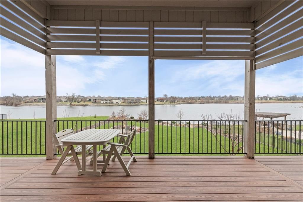 4313 Lakeshore Drive — photo 40