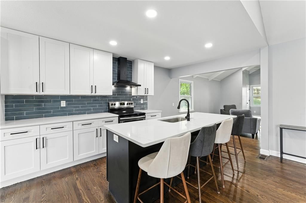 9916 Floyd Street — photo 12