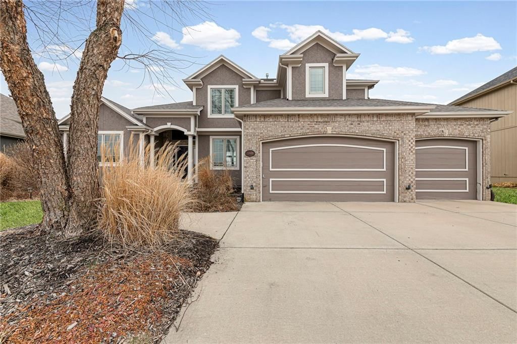 12990 N Crispin Way, Platte City, MO