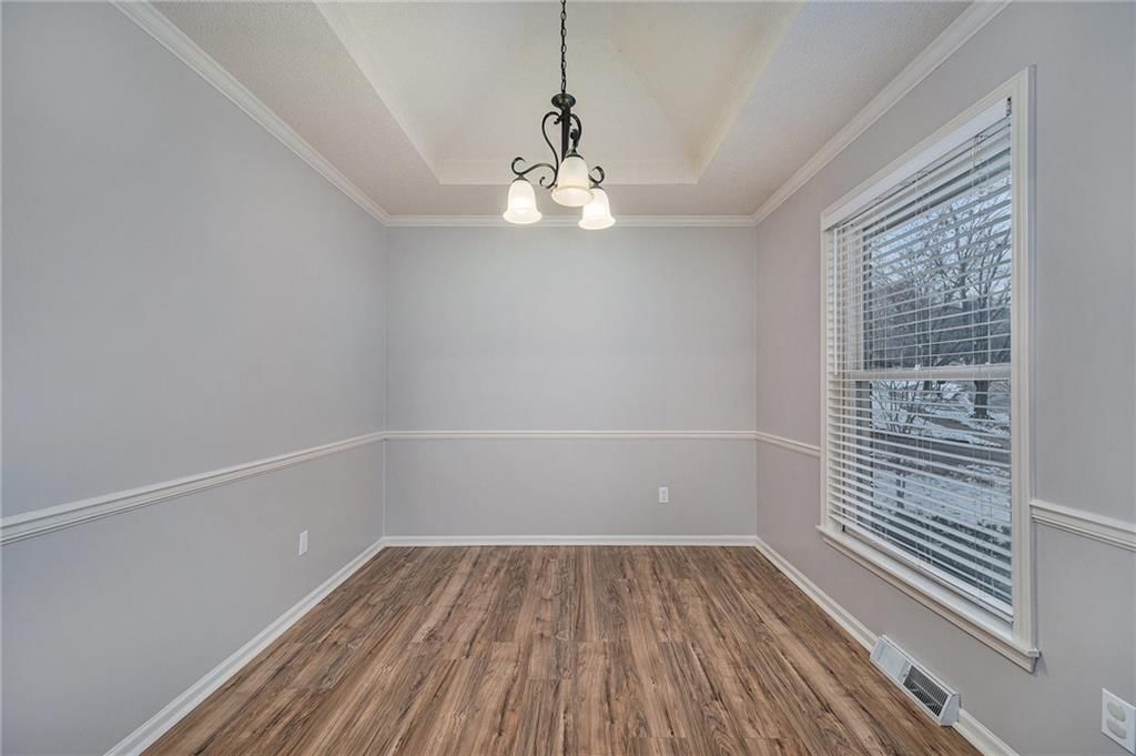 6410 NW Hilldale Drive — photo 7