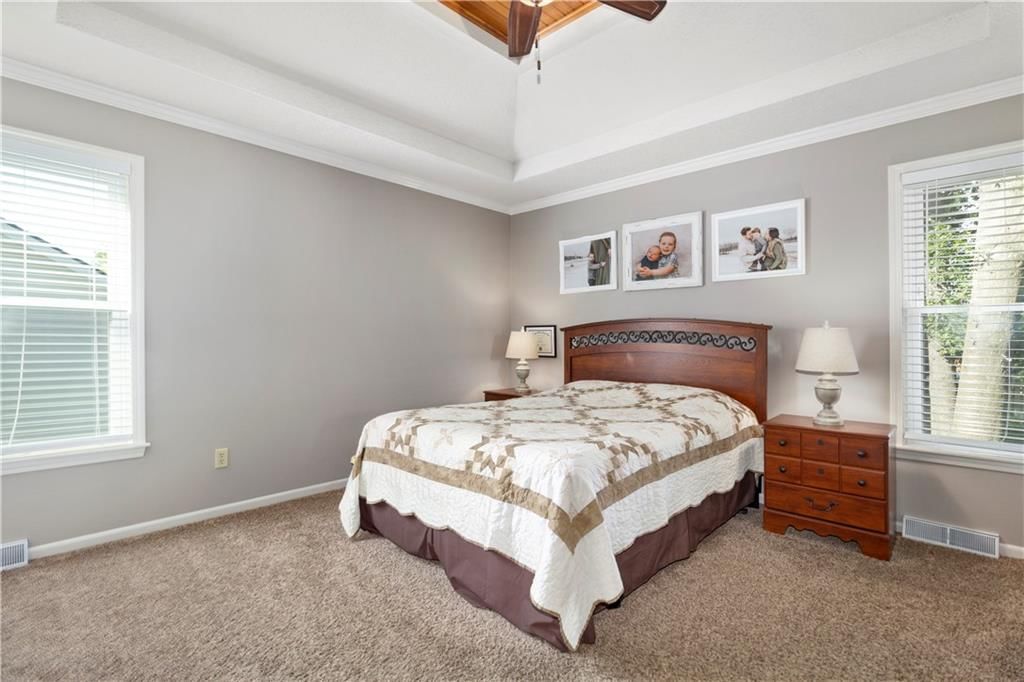 6410 NW Hilldale Drive — photo 10