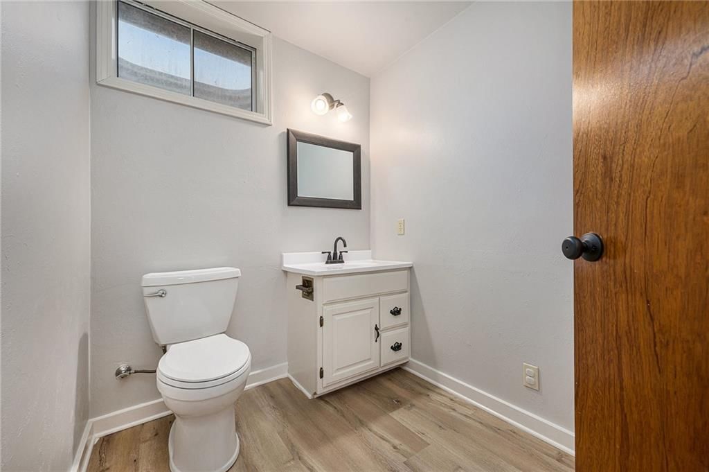 6410 NW Hilldale Drive — photo 17