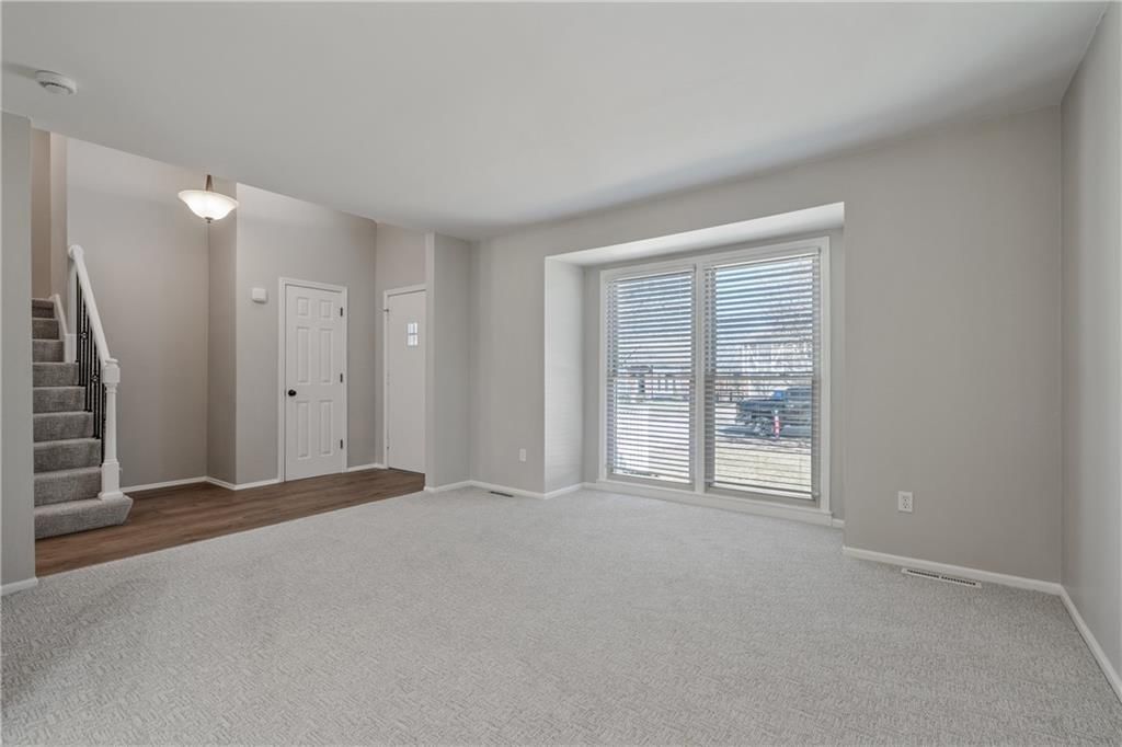 14621 W 89th Street — photo 7